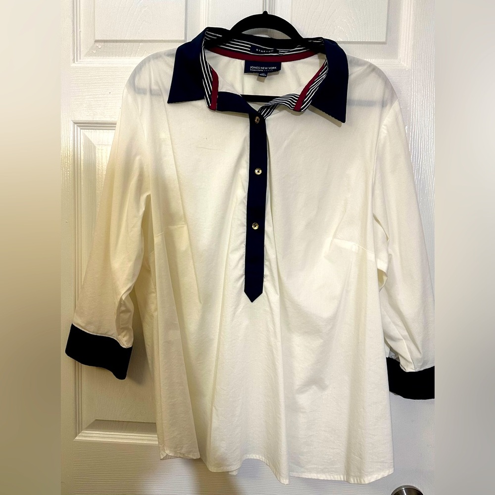 NWOT Plus size Jones New York blouse/tunic, nautical, perfect and crisp, 3X